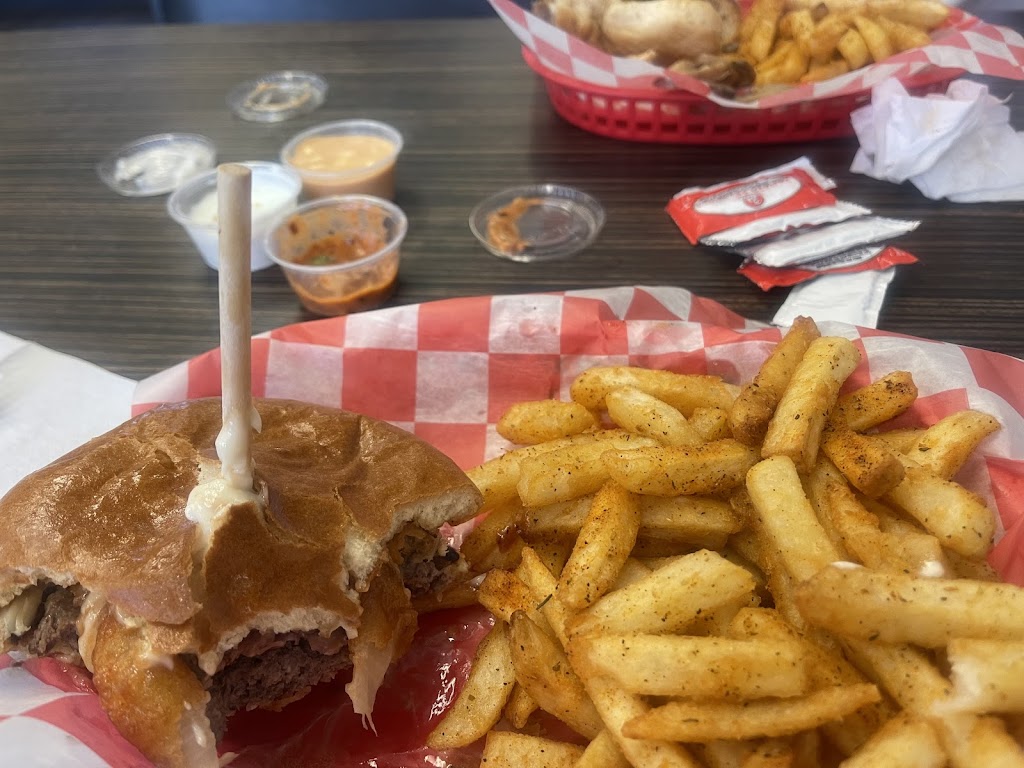 Burger One (Center Line) Halal | restaurant | 6740 E 10 Mile Rd, Center Line, MI 48015, USA | 5863931099 OR +1 586-393-1099