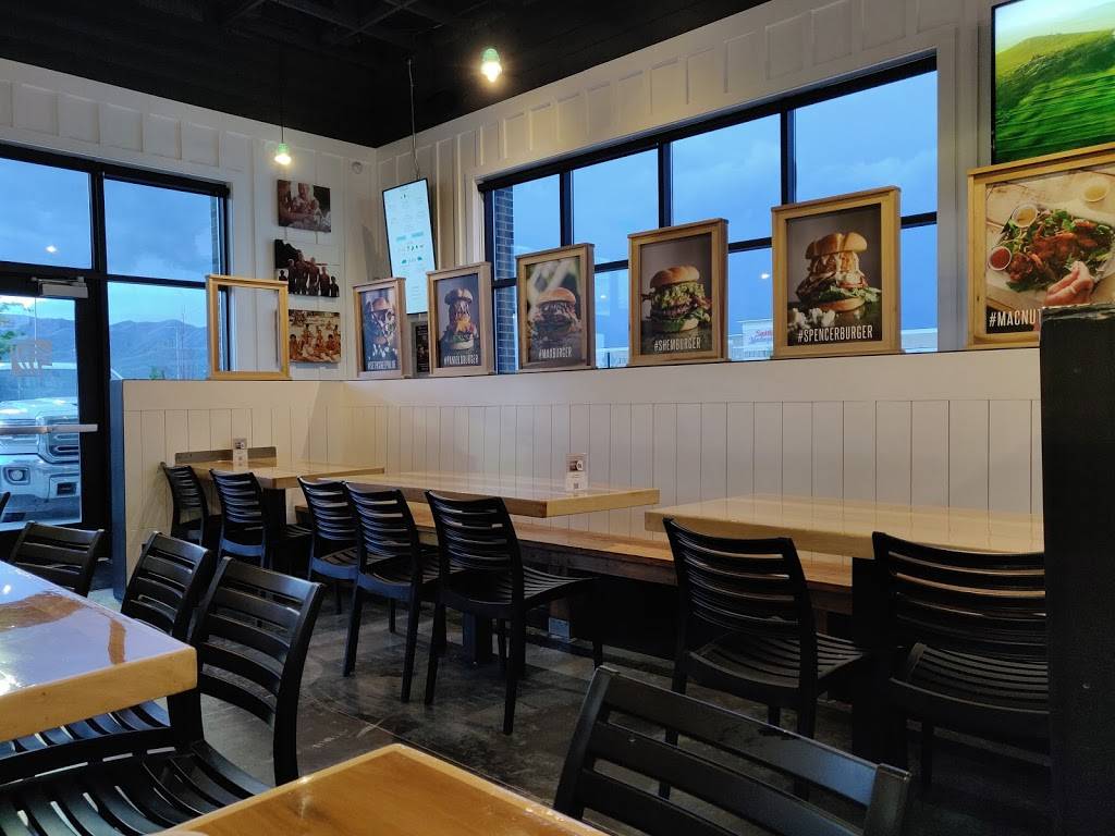 Seven Brothers Burgers | restaurant | 731 N Redwood Rd #100, Saratoga Springs, UT 84045, USA | 3853521200 OR +1 385-352-1200