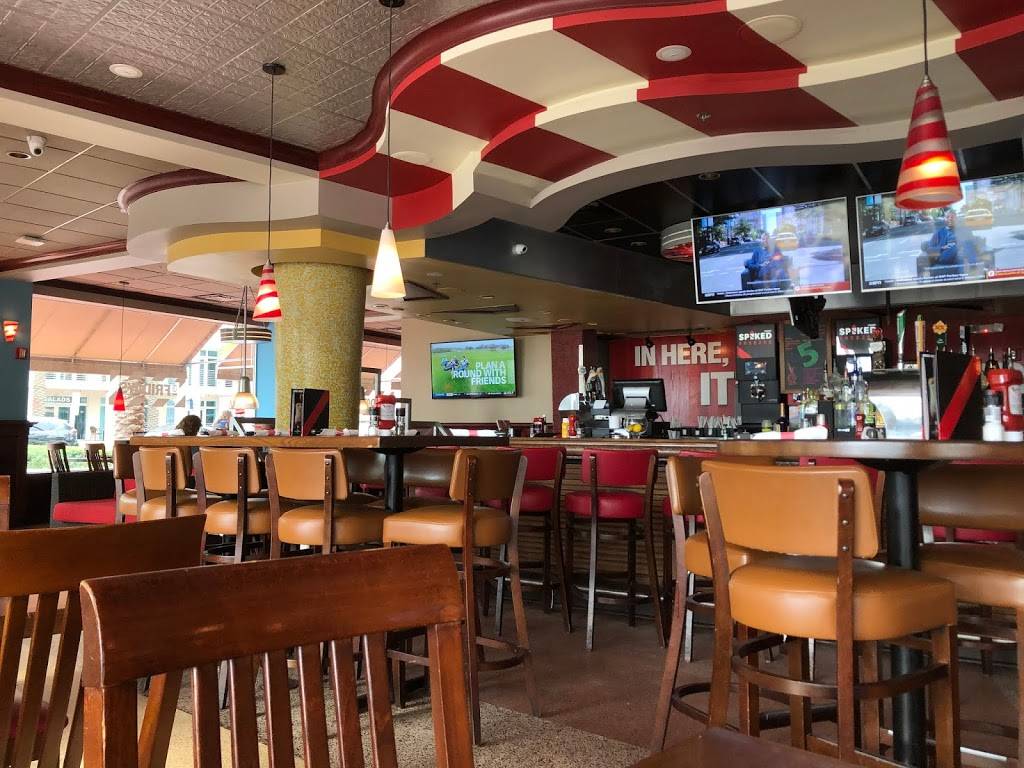 TGI Fridays | restaurant | 500 Ocean Dr, Miami Beach, FL 33139, USA | 3056738443 OR +1 305-673-8443