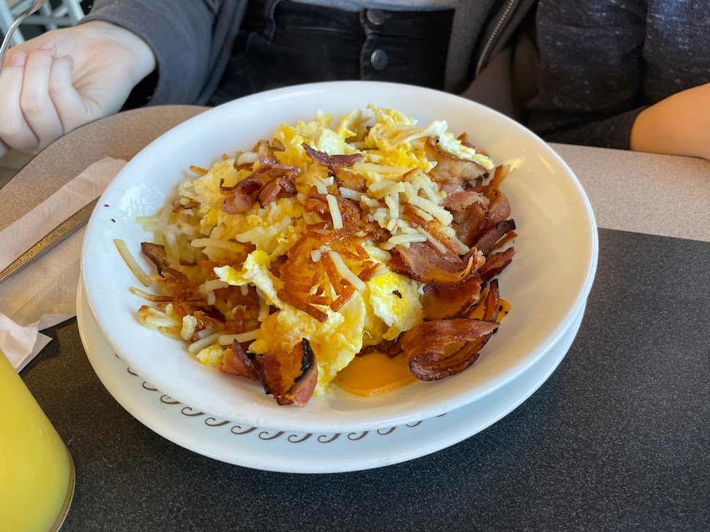 Waffle House | restaurant | 1921 Martin Luther King Blvd, Malvern, AR 72104, USA | 5013327188 OR +1 501-332-7188