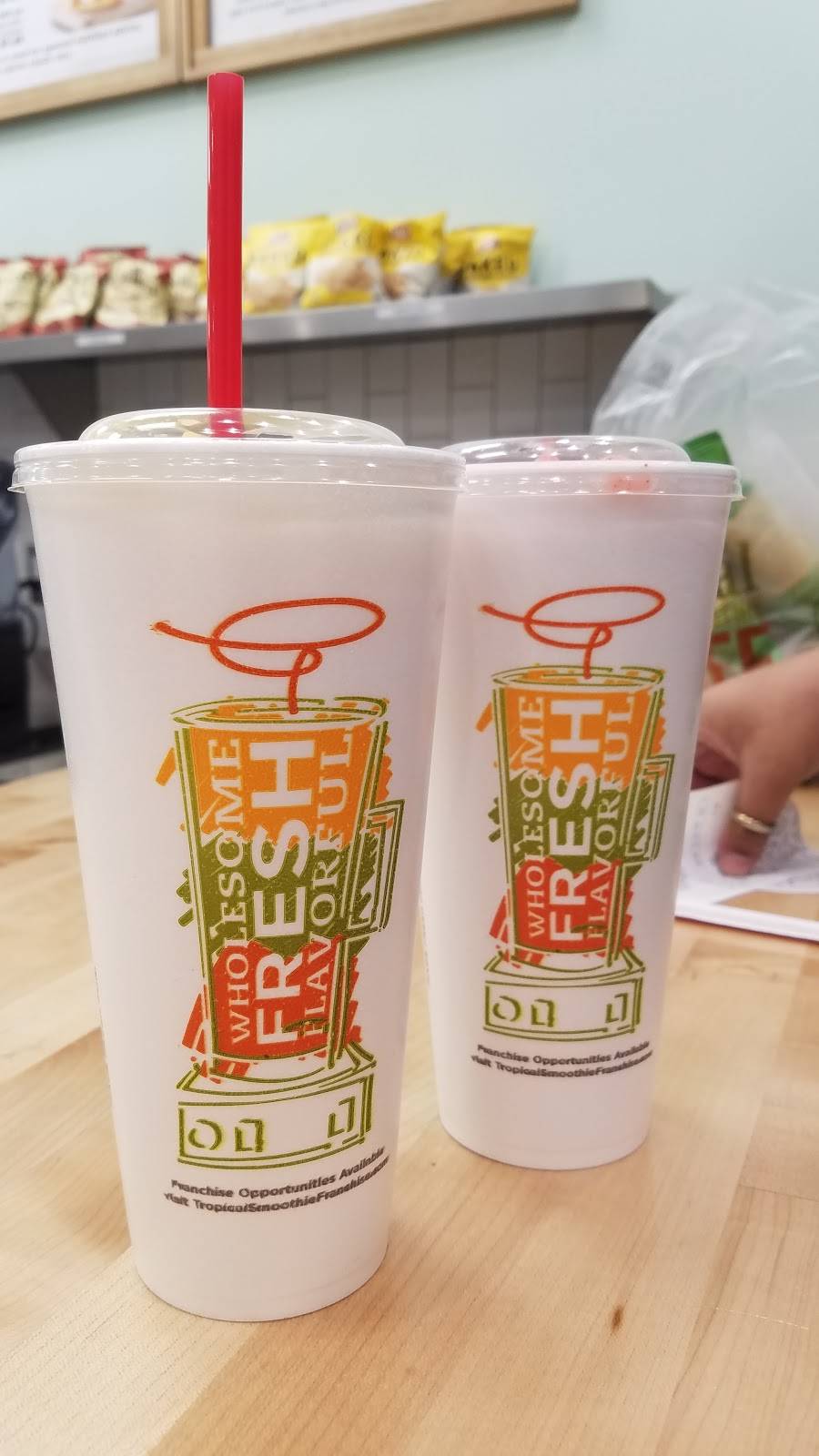 Tropical Smoothie Cafe | restaurant | 5409 N University Dr, Lauderhill, FL 33351, USA | 9545304612 OR +1 954-530-4612