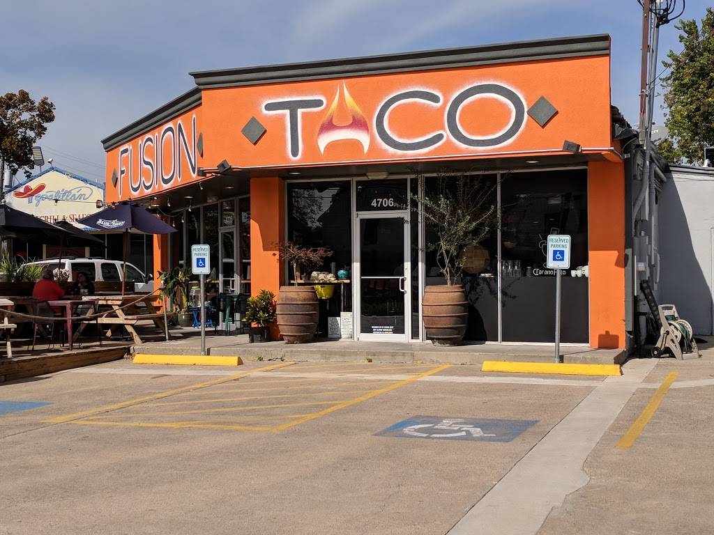 Fusion Taco Canteen & Cocktails | restaurant | 4706 N Main St, Houston, TX 77009, USA | 7134222992 OR +1 713-422-2992