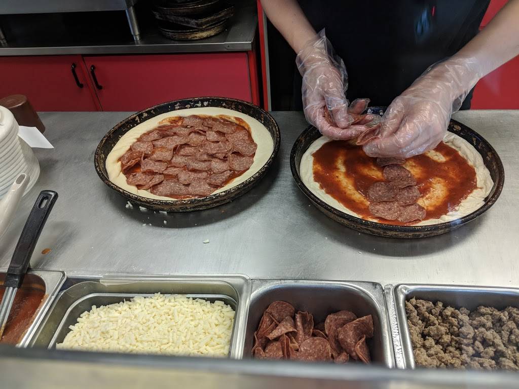 Pizza Hut Express | restaurant | 100 QC-201, Rigaud, QC J0P 1P0, Canada | 4504581000 OR +1 450-458-1000