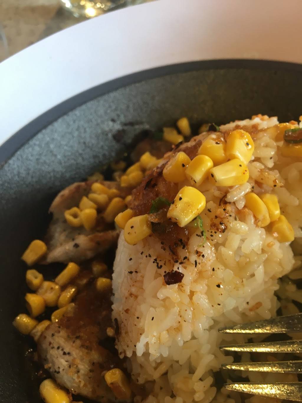 Hey Kitchen | restaurant | 710 Somerset St W, Ottawa, ON K1R 6P5, Canada | 6135699725 OR +1 613-569-9725