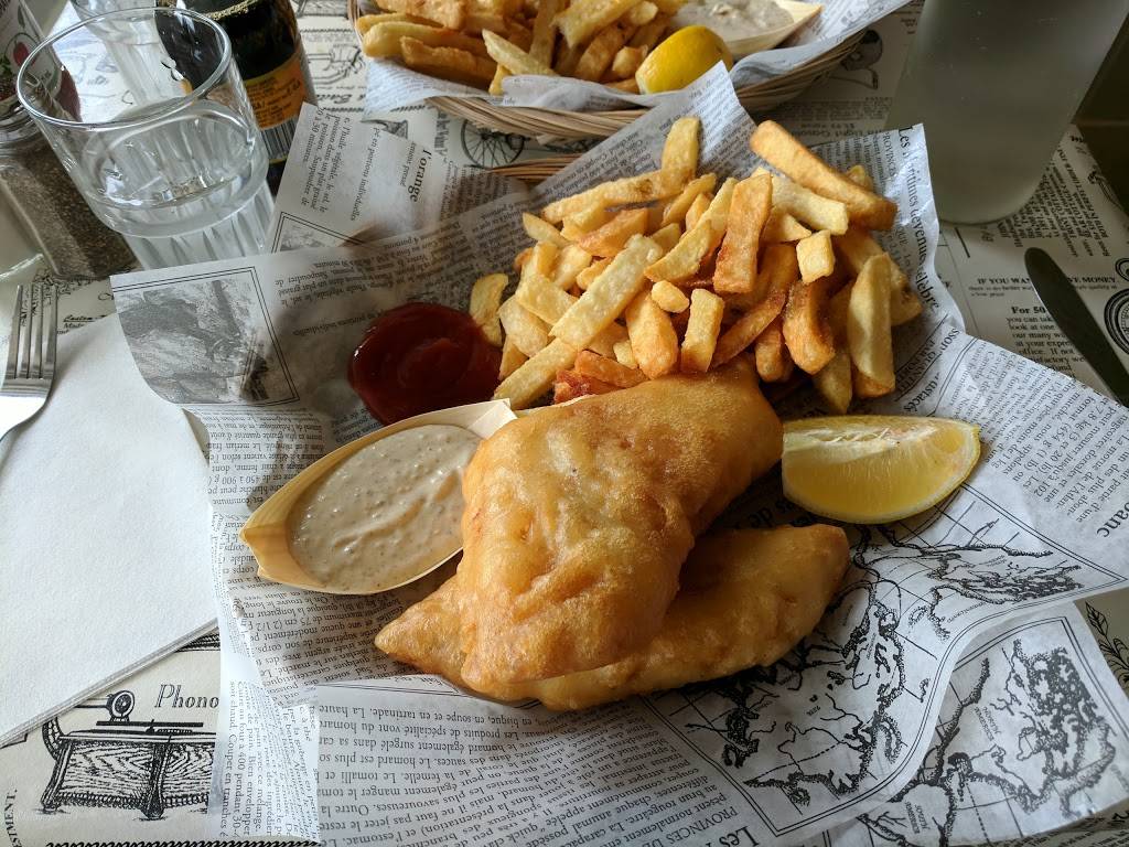 Le Resto Chelsea | restaurant | 528 Route 105, Chelsea, QC J9B 1L2, Canada | 8198275559 OR +1 819-827-5559