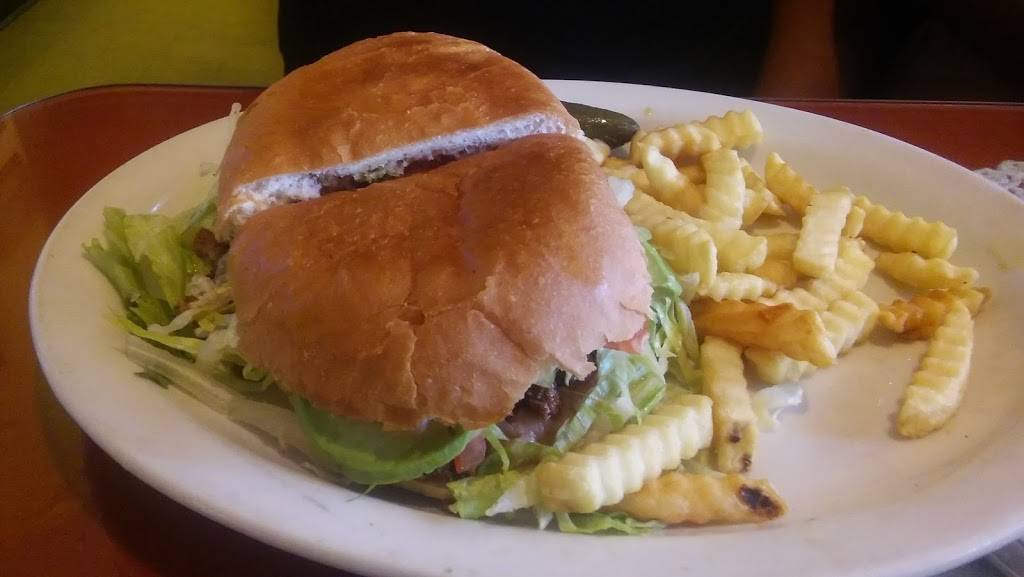 El Bajio | restaurant | 3704 W Shields Ave, Fresno, CA 93722, USA | 5592773644 OR +1 559-277-3644