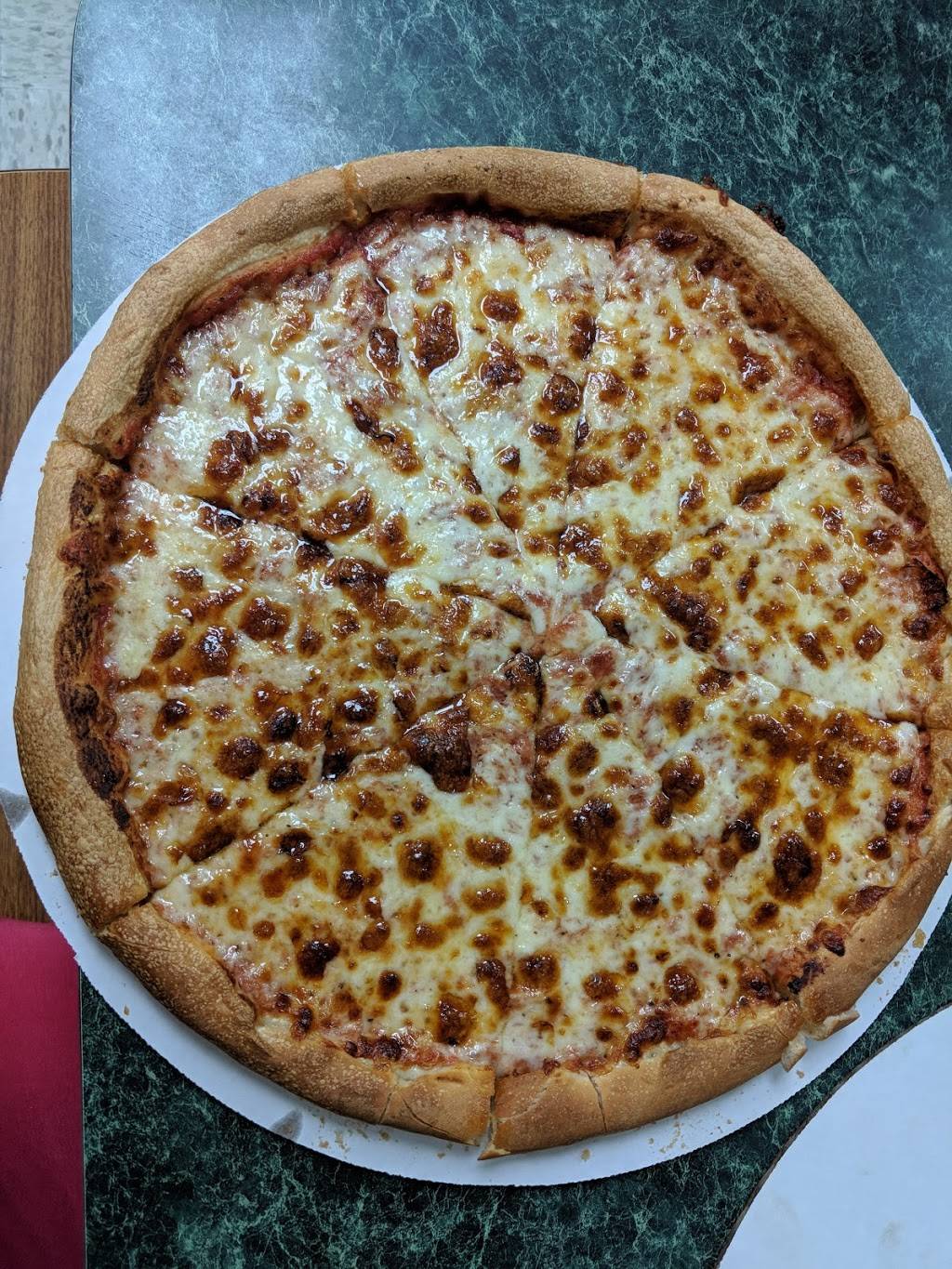 Yannis Pizzeria | restaurant | 8 Raymond Rd, Deerfield, NH 03037, USA | 6034637300 OR +1 603-463-7300