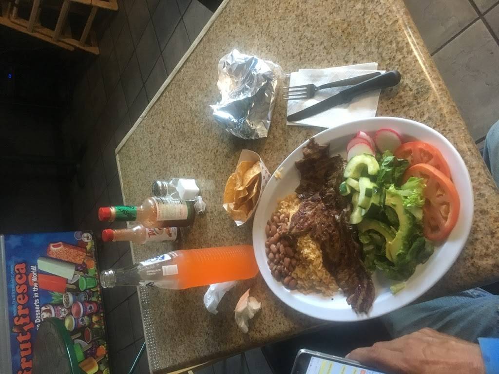 Mi Tierra Mexican Food & Market | restaurant | 17529 Sierra Hwy #13, Santa Clarita, CA 91351, USA | 6612995344 OR +1 661-299-5344