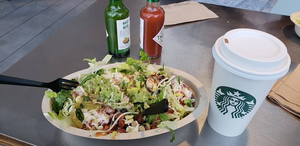 Chipotle Mexican Grill | restaurant | 2675 Geary Blvd, San Francisco, CA 94118, USA | 4152020781 OR +1 415-202-0781