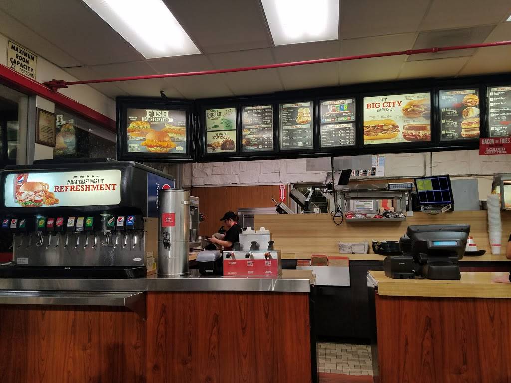 Arbys | restaurant | 7942 Edinger Ave, Huntington Beach, CA 92647, USA | 7148425280 OR +1 714-842-5280