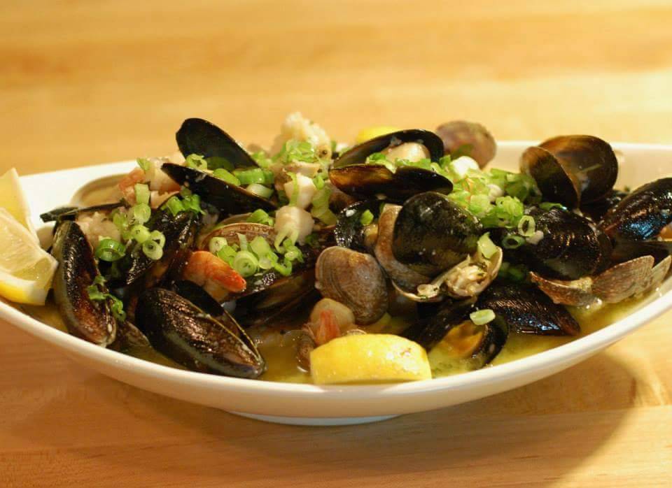 Jasons Cozyday | restaurant | 430 W Chew Ave, Philadelphia, PA 19120, USA | 2155484290 OR +1 215-548-4290