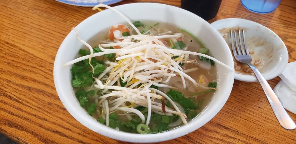 Pho Duy | restaurant | 3000 23rd Ave, Greeley, CO 80631, USA | 9703564449 OR +1 970-356-4449