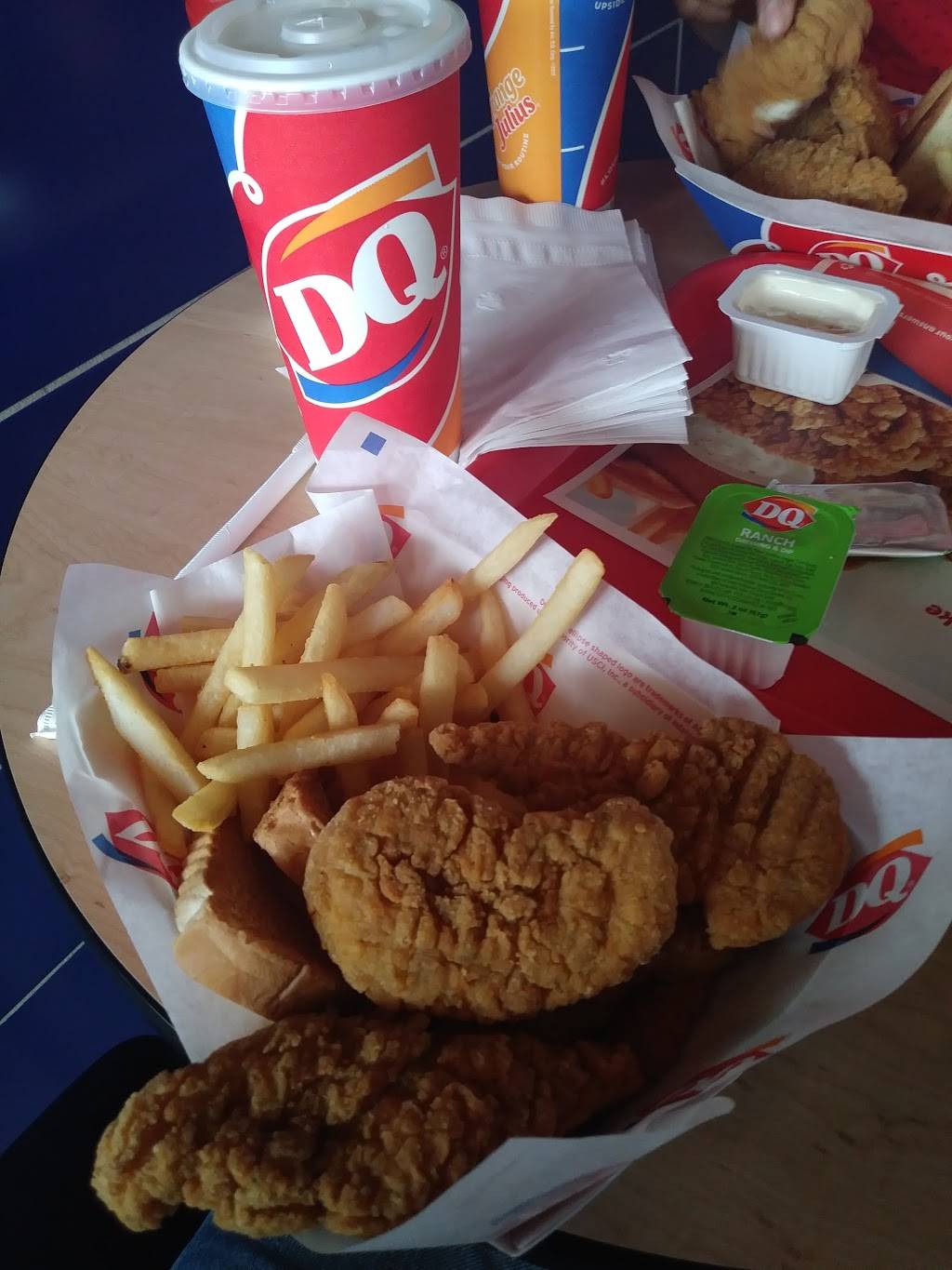 Dairy Queen Grill & Chill | restaurant | 1118 E Alisal St, Salinas, CA 93905, USA | 8314247588 OR +1 831-424-7588
