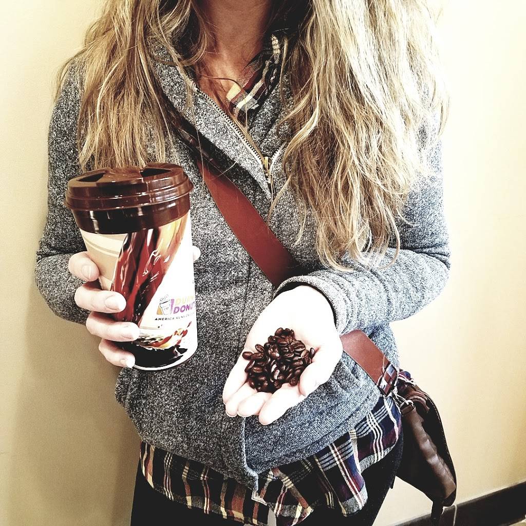 Dunkin | bakery | 43615 10th St W Suite 101, Lancaster, CA 93534, USA | 6617260073 OR +1 661-726-0073