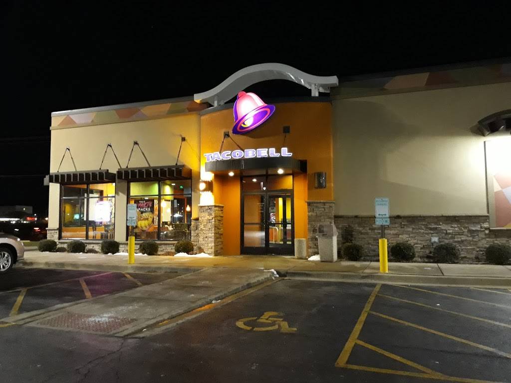 Taco Bell | meal takeaway | 108 W Camp St, East Peoria, IL 61611, USA | 3094271160 OR +1 309-427-1160