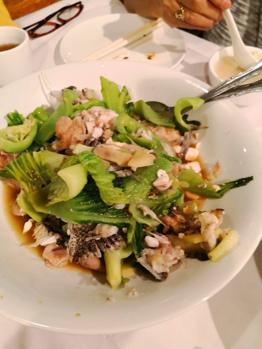 Ocean Palace Restaurant & Bar | restaurant | 2286 Arthur Kill Rd, Staten Island, NY 10309, USA | 7183562286 OR +1 718-356-2286