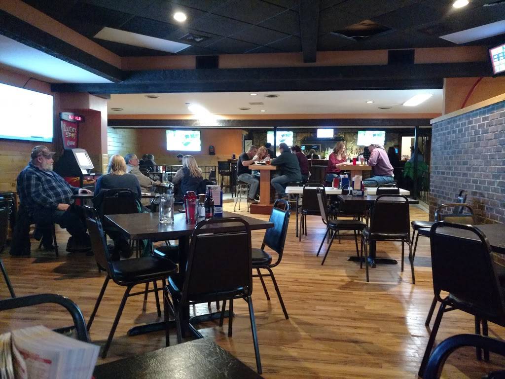 Charlies Bar And Grill | restaurant | 117 S Bridge St, Dimondale, MI 48821, USA | 5172357101 OR +1 517-235-7101