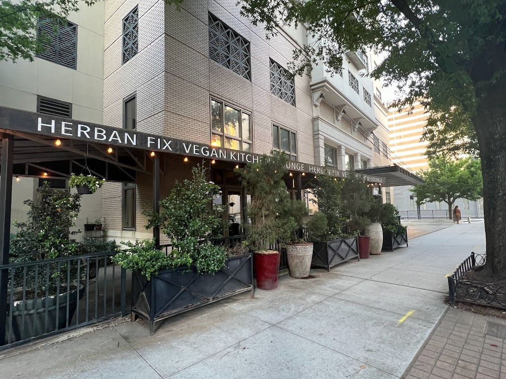 Herban Fix | restaurant | 565 Peachtree St NE, Atlanta, GA 30308, USA | 4048158787 OR +1 404-815-8787