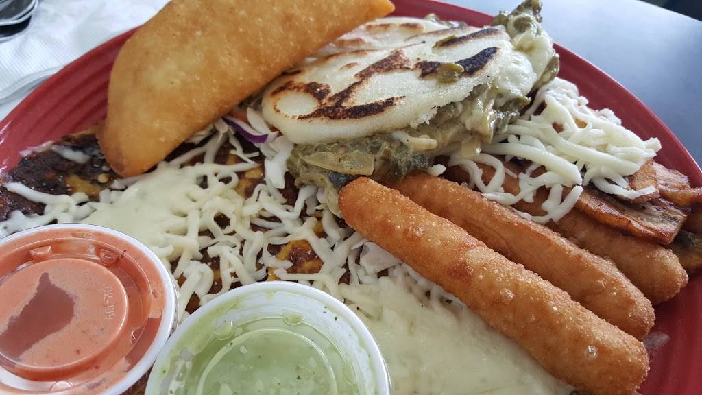 Empanada Express Grill | restaurant | 4301 W 44th Ave, Denver, CO 80212, USA | 3039558362 OR +1 303-955-8362