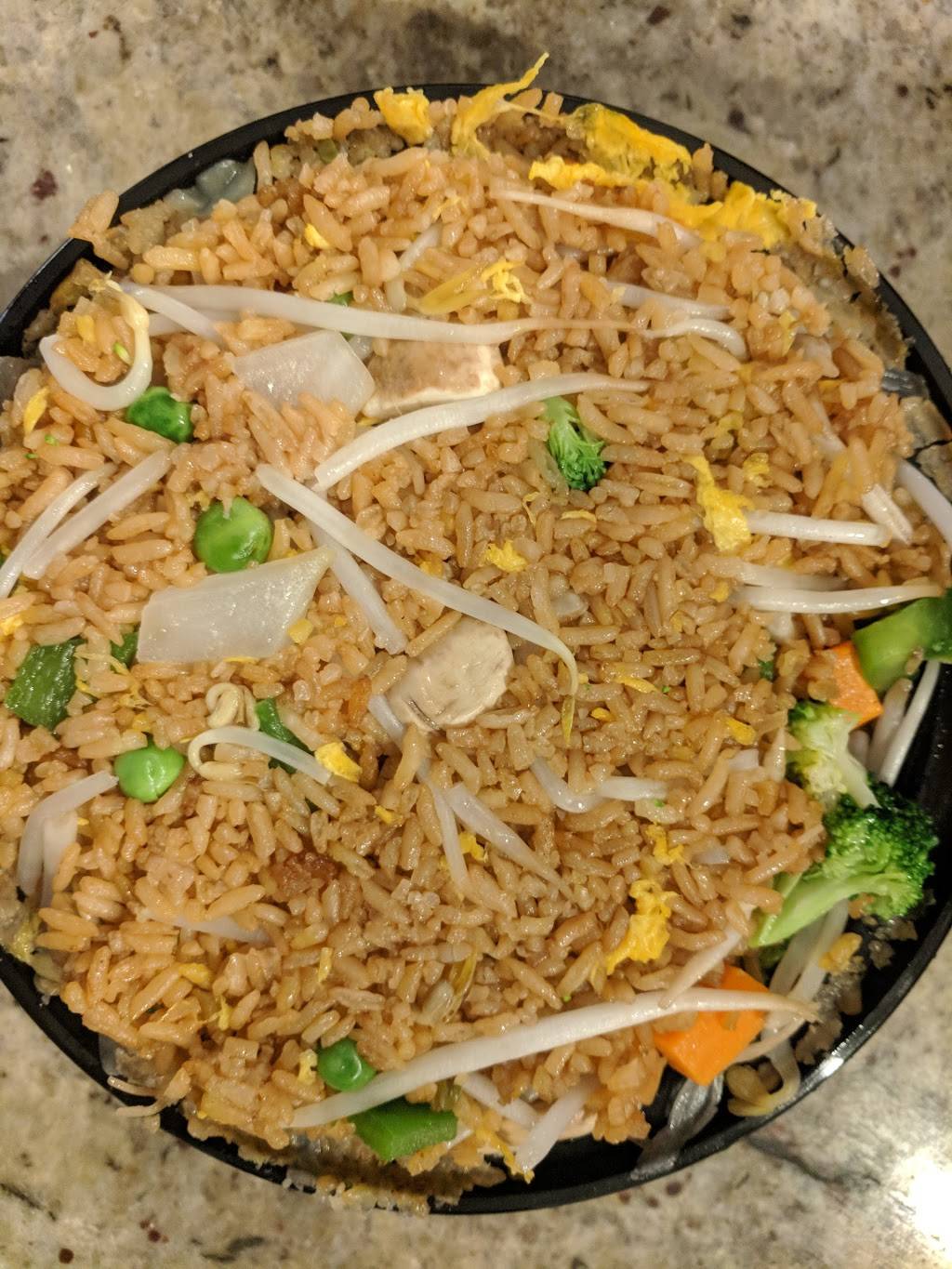 Panda Kitchen | restaurant | 3220 Monarch Dr, Orillia, ON L3V 8A2, Canada | 7053268333 OR +1 705-326-8333