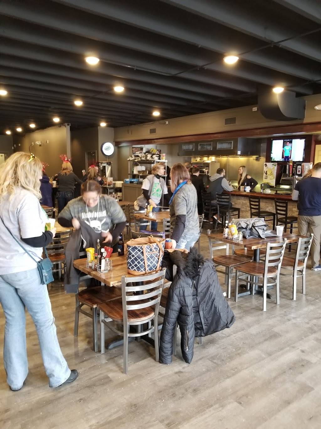 Fat City Bar and Grill | restaurant | 505 S Chestnut St, Champaign, IL 61820, USA | 2179540556 OR +1 217-954-0556