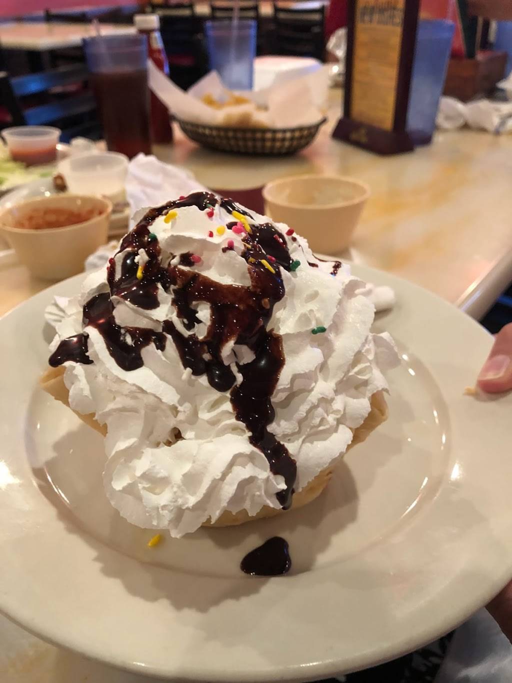 El Caporal Mexican Restaurant | restaurant | 241 Charles H Dimmock Pkwy, Colonial Heights, VA 23834, USA | 8045208492 OR +1 804-520-8492