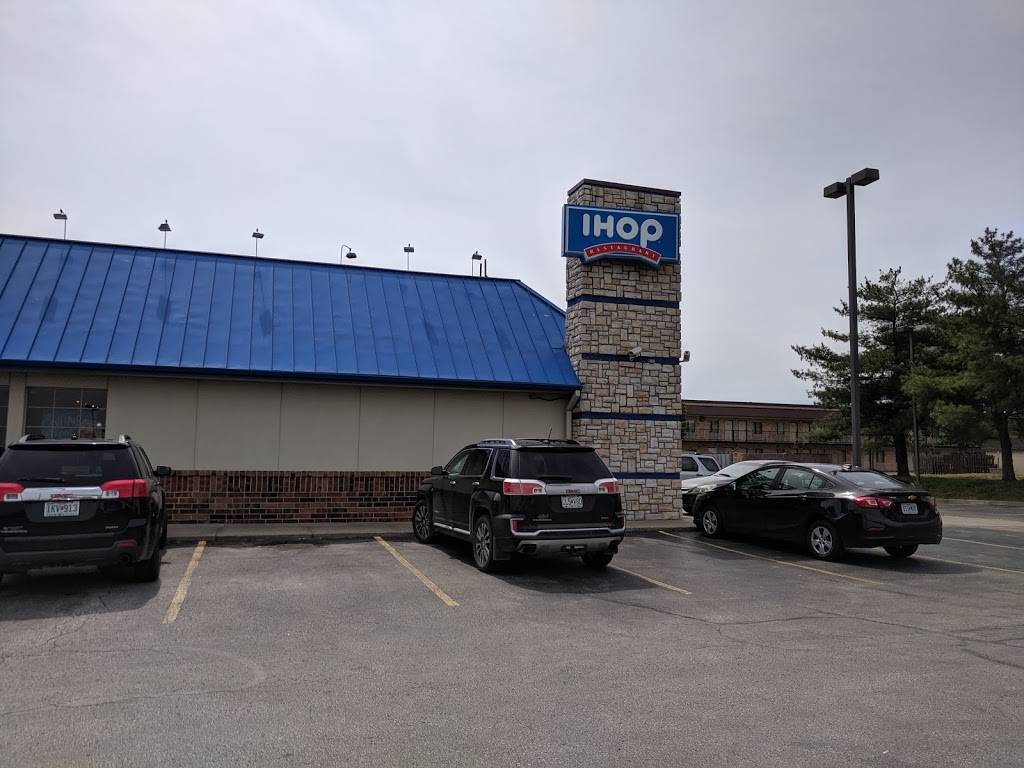 IHOP | restaurant | 220 Peculiar Dr, Belton, MO 64012, USA | 8169942520 OR +1 816-994-2520