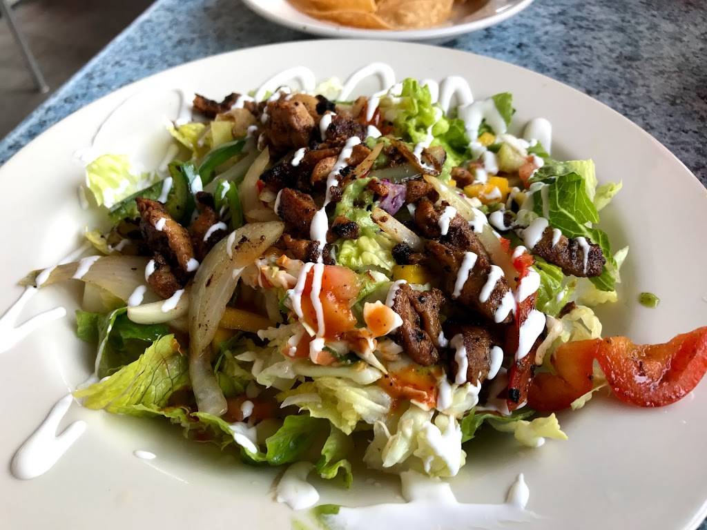 La Cueva | restaurant | 18486 Prospect Rd, Saratoga, CA 95070, USA | 4085178603 OR +1 408-517-8603