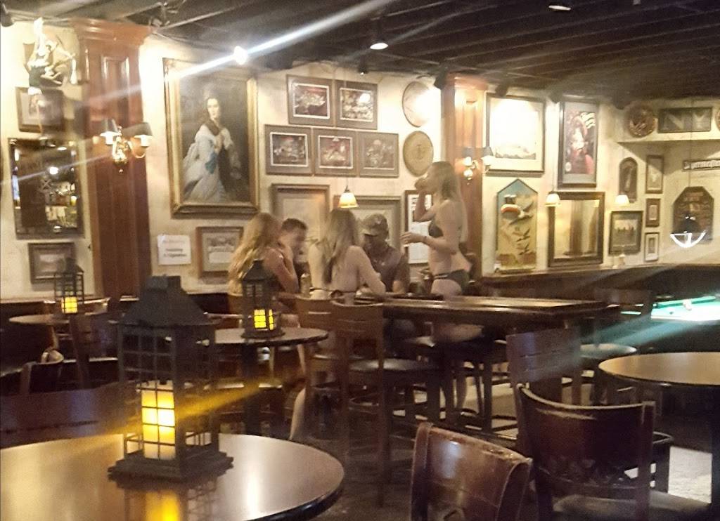 The Green Girl Saloon | restaurant | 14341 Beach Blvd, Westminster, CA 92683, USA | 7148978612 OR +1 714-897-8612