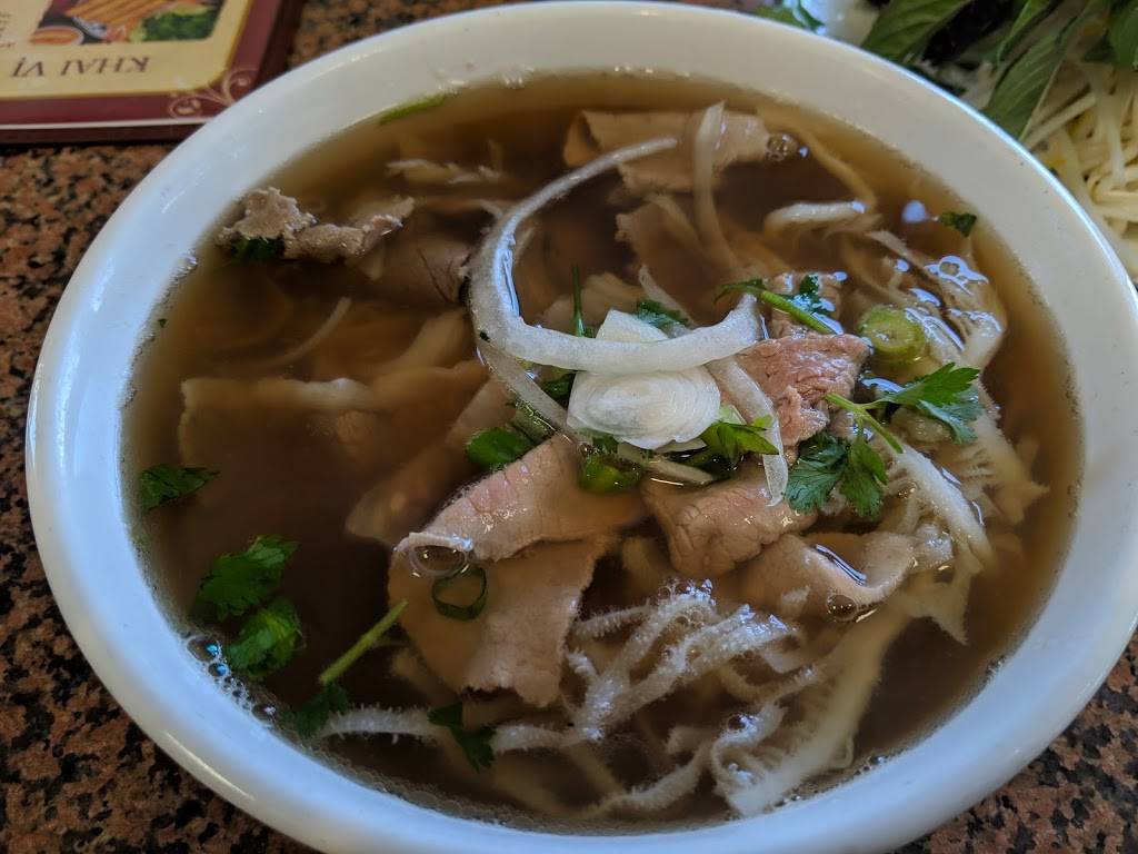 Pho Lee Hoa Phat | restaurant | 88 Peabody Rd B, Vacaville, CA 95687, USA | 7074528829 OR +1 707-452-8829