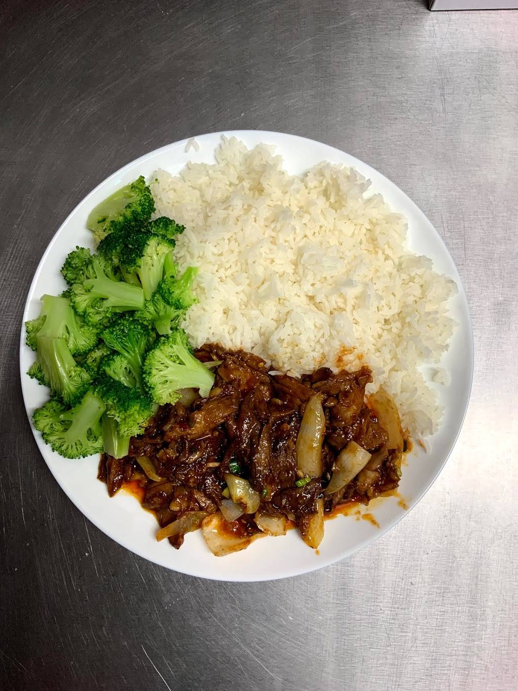 Com Pho Bamboo Fresno | restaurant | 7737 N First St, Fresno, CA 93720, USA | 5593198167 OR +1 559-319-8167