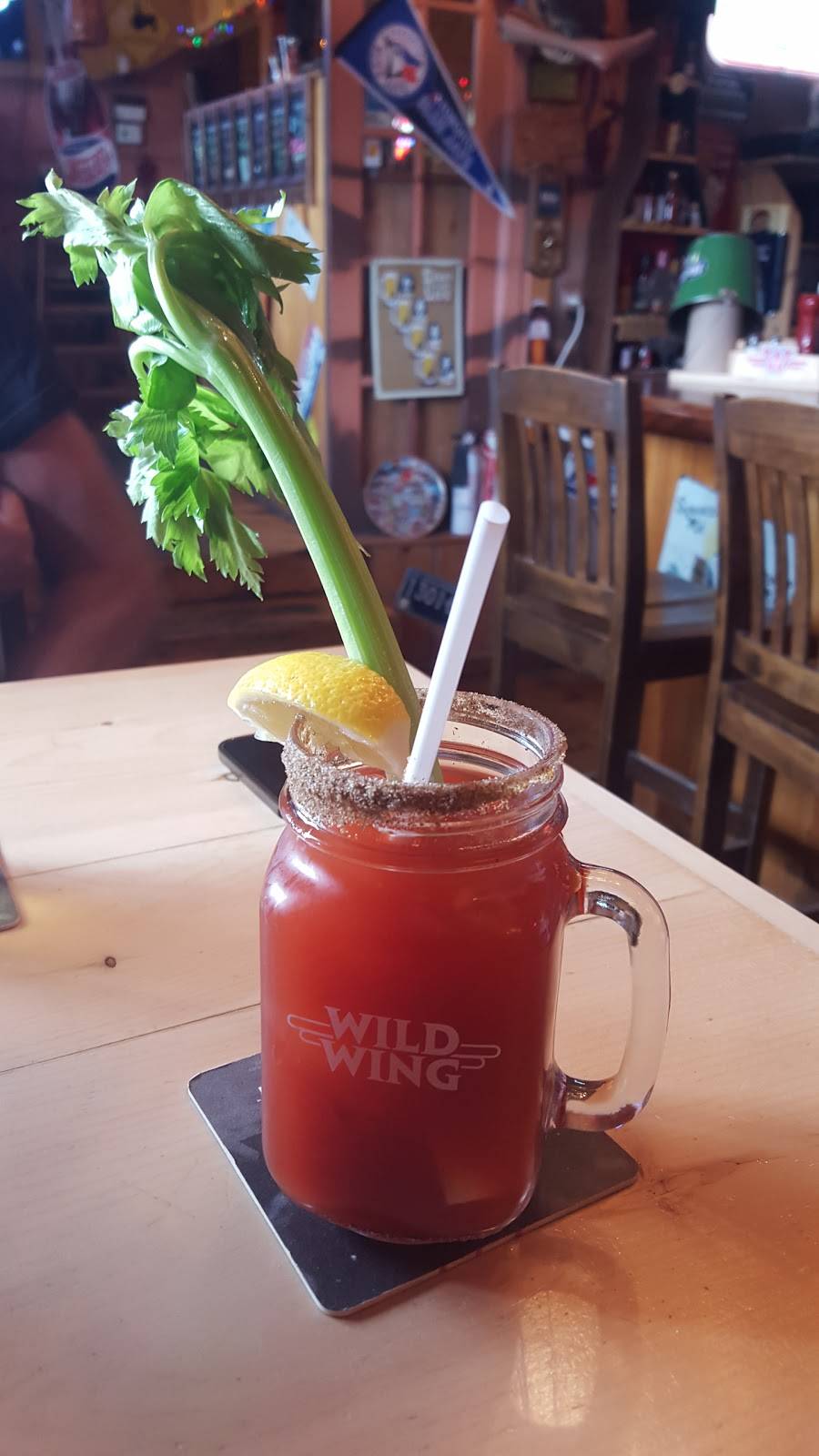 Wild Wing | restaurant | ON-12 &, Concession Rd 3, Brechin, ON L0K 1B0, Canada | 7054840202 OR +1 705-484-0202