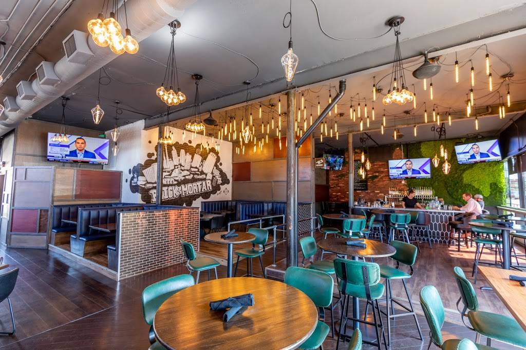 Brick + Mortar | meal takeaway | 7425 Broadway St, Kansas City, MO 64114, USA | 8165757688 OR +1 816-575-7688