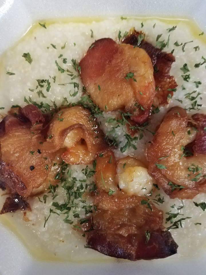 Simplee Deelicious | restaurant | 3420 Bexvie Ave, Columbus, OH 43227, USA | 6146417211 OR +1 614-641-7211