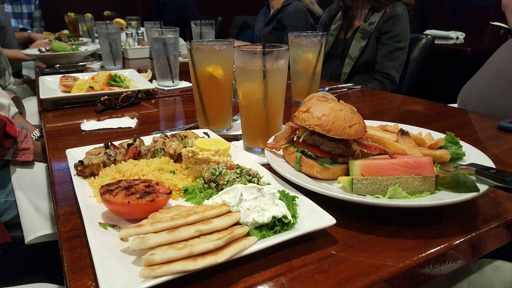 Mr Vs Bar & Grill | restaurant | 14320 Valley View Ave, La Mirada, CA 90638, USA | 5629468600 OR +1 562-946-8600