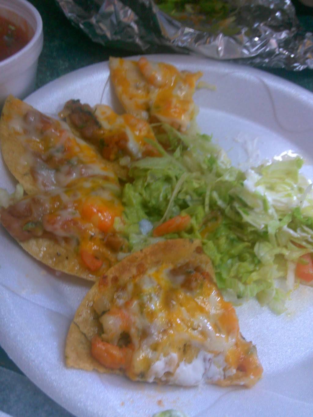 El Famous Burrito | restaurant | 14494 South La Grange Road, Orland Park, IL 60462, USA | 7084034661 OR +1 708-403-4661