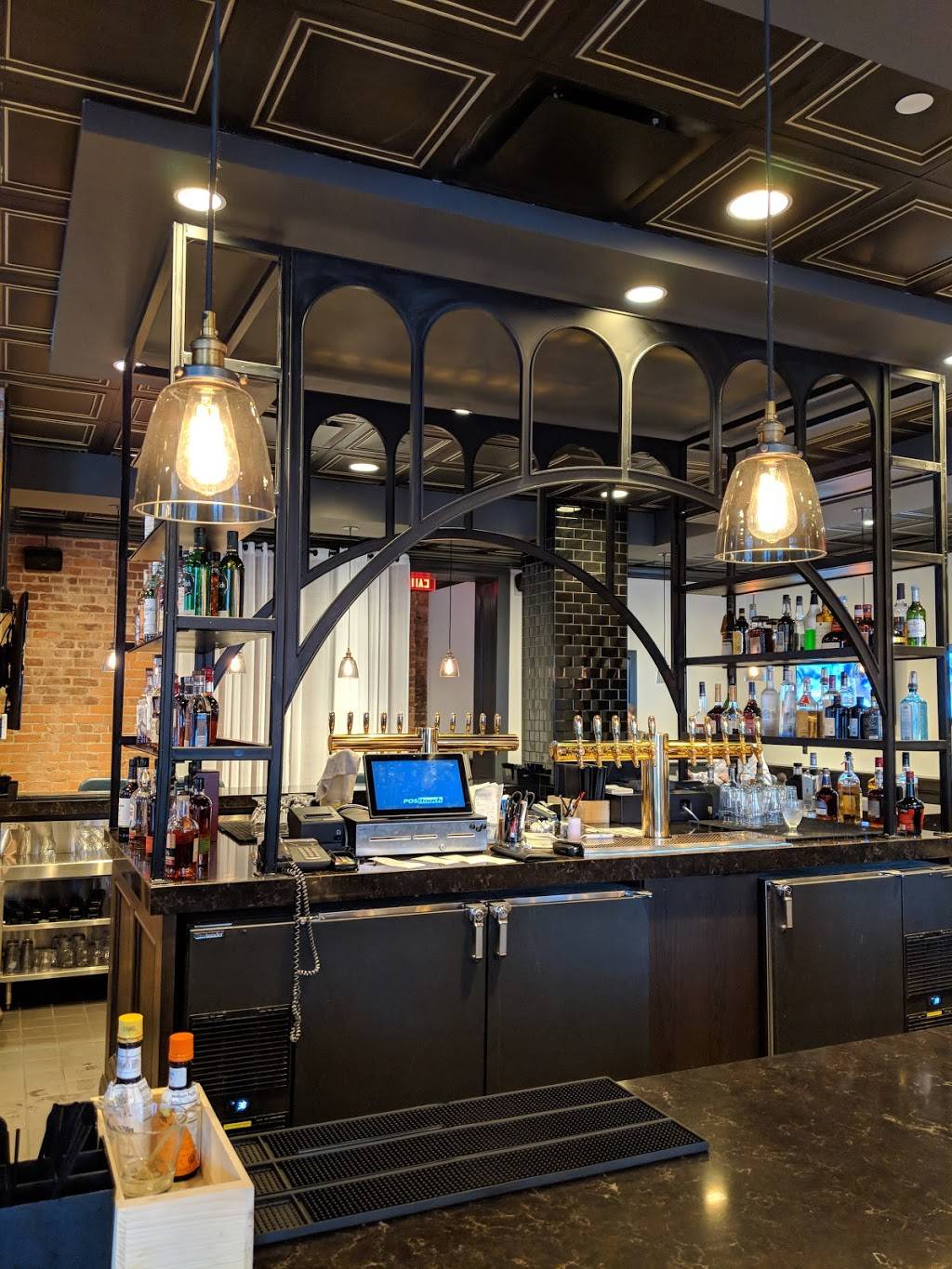 Brick & Mortar | restaurant | 611 Vine St, Cincinnati, OH 45202, USA | 5133813000 OR +1 513-381-3000