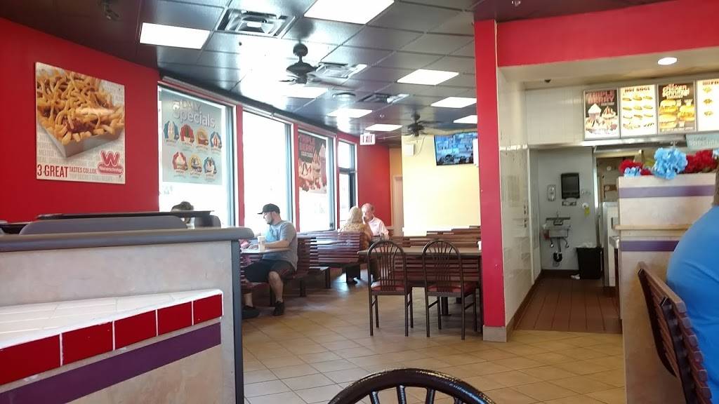 Wienerschnitzel | restaurant | 1225 S Higley Rd, Mesa, AZ 85206, USA | 4808300849 OR +1 480-830-0849