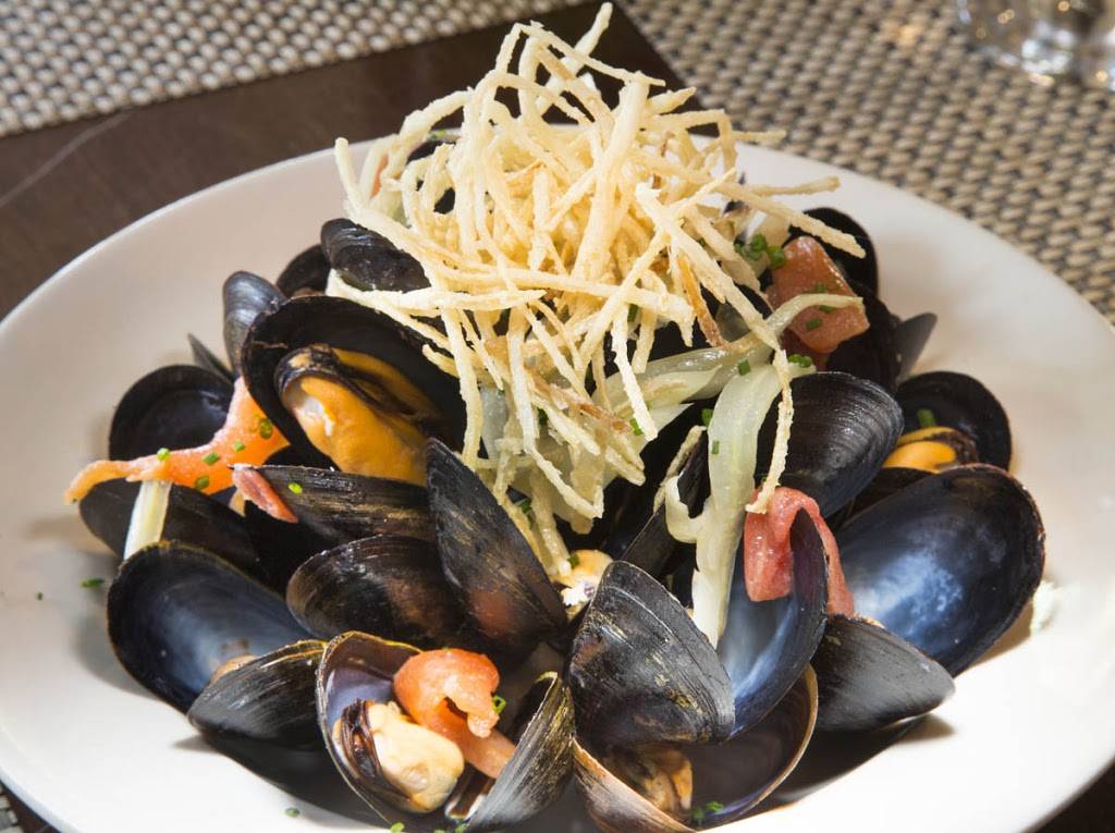 il Fornetto | restaurant | 2902 Emmons Ave, Brooklyn, NY 11235, USA | 7183328494 OR +1 718-332-8494