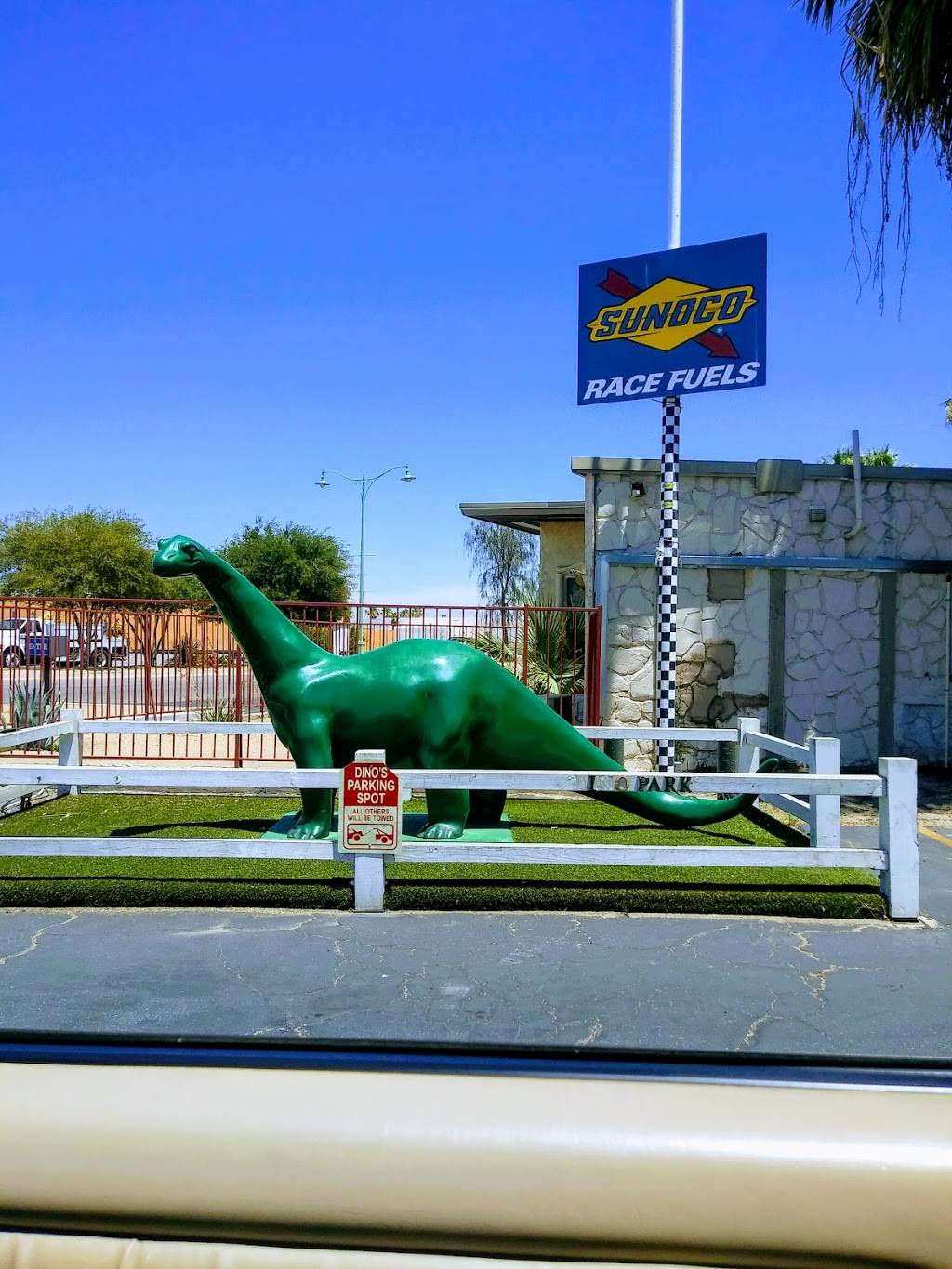 La Tarasca | restaurant | 82231 Indio Blvd, Indio, CA 92201, USA | 4422150123 OR +1 442-215-0123