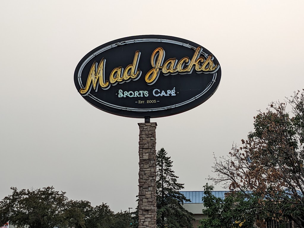Mad Jacks Sports Cafe | restaurant | 8078 Brooklyn Blvd, Brooklyn Park, MN 55445, USA | 7634326263 OR +1 763-432-6263