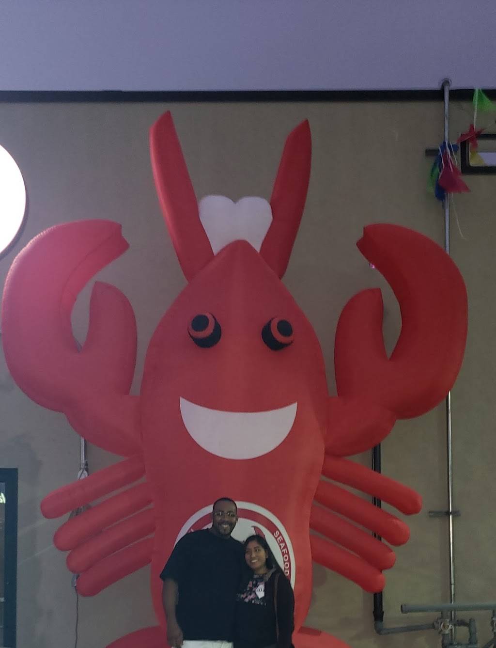 Captain Crawfish Seafood Grill | restaurant | Houston, TX 77055, USA | 8327672232 OR +1 832-767-2232