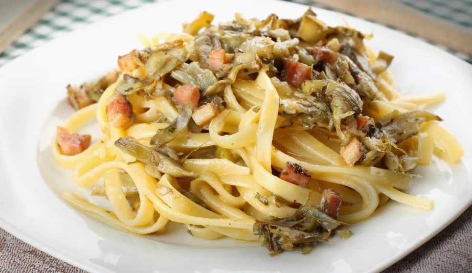 Da Vincis | restaurant | 2968 N Center St, Hickory, NC 28601, USA | 8283286101 OR +1 828-328-6101