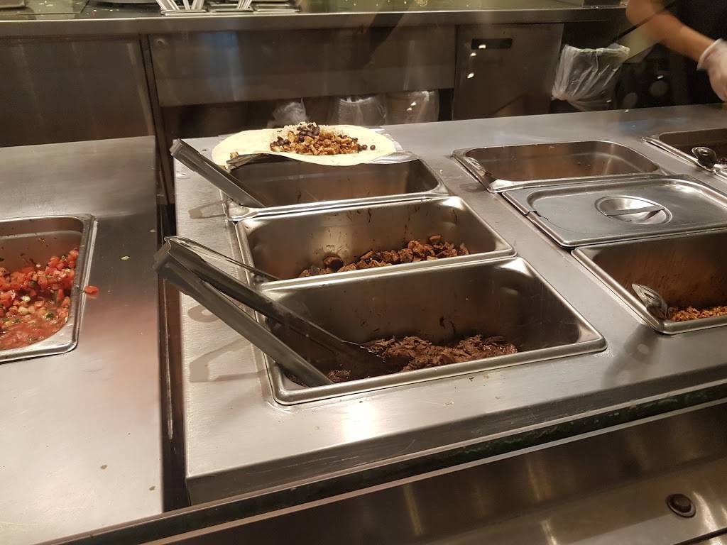Chipotle Mexican Grill | restaurant | 5550 Wilshire Blvd Ste 101B, Los Angeles, CA 90036, USA | 3232726661 OR +1 323-272-6661