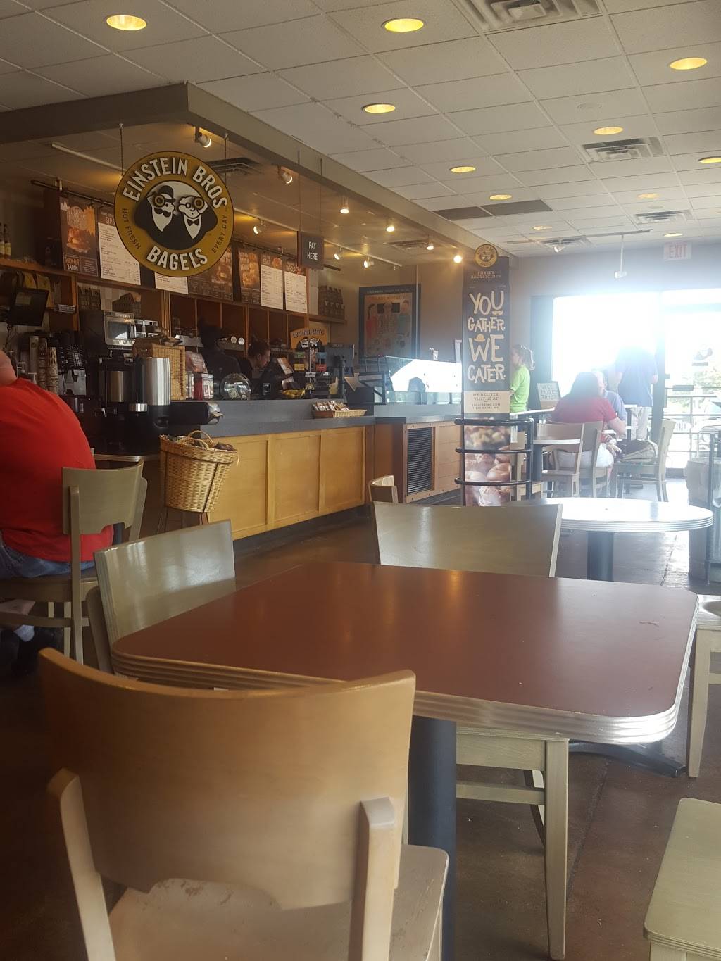 Einstein Bros. Bagels | bakery | 3129 S 27th St, Milwaukee, WI 53215, USA | 4143859888 OR +1 414-385-9888