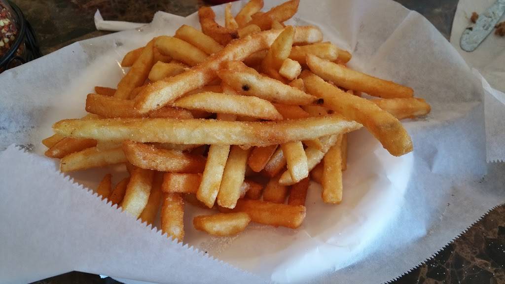 J. Palmieri Pizzeria & Pub | restaurant | 1999 Plainfield Pike, Johnston, RI 02919, USA | 4019432127 OR +1 401-943-2127