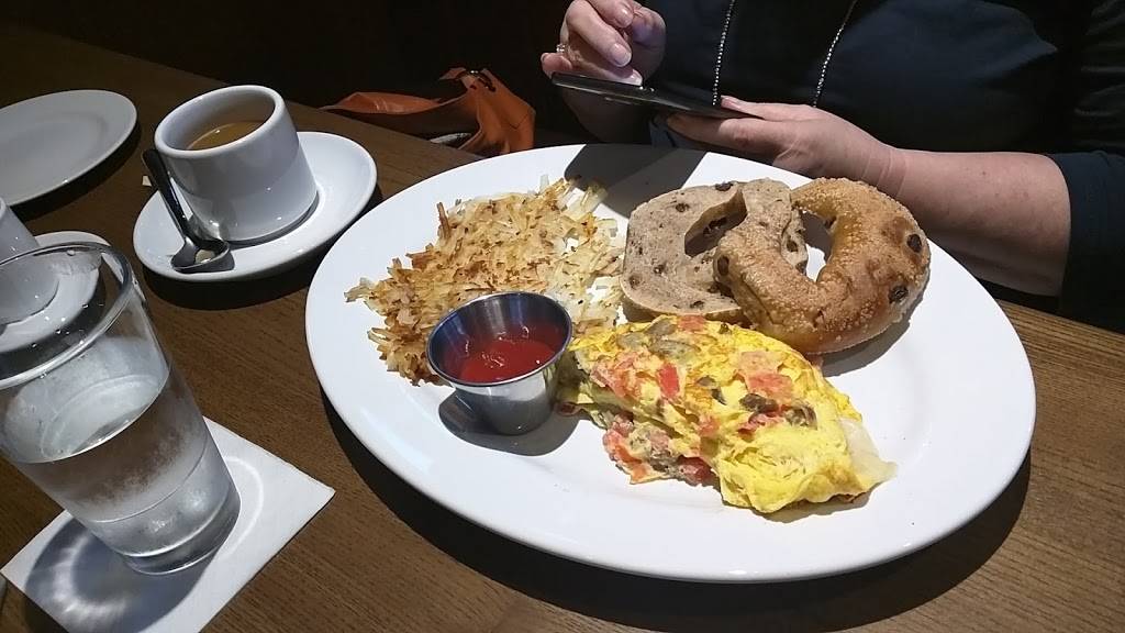 College Park Grill | restaurant | 8321 Baltimore Ave suite b, College Park, MD 20740, USA | 3014744745 OR +1 301-474-4745