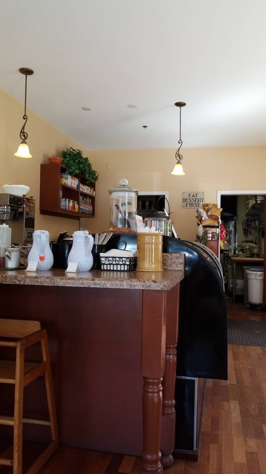 Fourniers Bakery Cafe | bakery | 650 Lighthouse Ave, Pacific Grove, CA 93950, USA | 8316551447 OR +1 831-655-1447