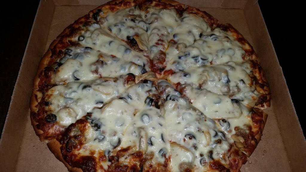 The Bike Rack Sports Bar and Grill | restaurant | 3303 Brady St, Davenport, IA 52803, USA | 5633237225 OR +1 563-323-7225