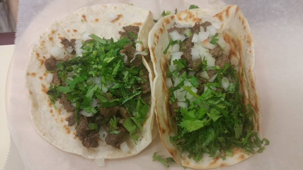 Fiesta Burrito | restaurant | 924 W 75th St #104, Naperville, IL 60564, USA | 6304167525 OR +1 630-416-7525